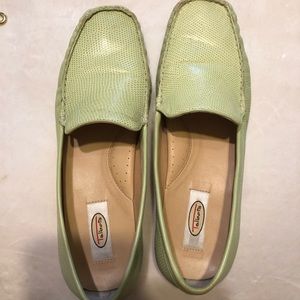 Talbots Green Leather Loafers sz 7.5